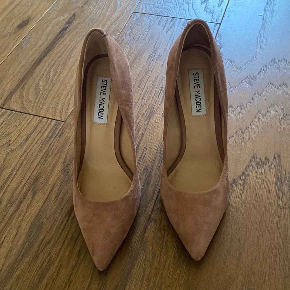 Steve Madden pointed heels